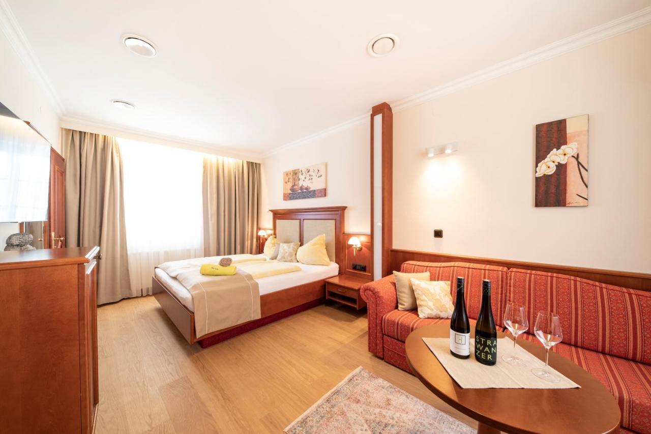 Weingut Donabaum "In Der Spitz" Apartment Spitz an der Donau Bagian luar foto