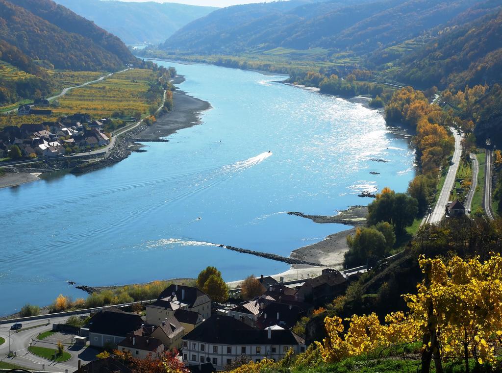 Weingut Donabaum "In Der Spitz" Apartment Spitz an der Donau Ruang foto